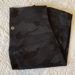Lululemon Align super high rise short 10”